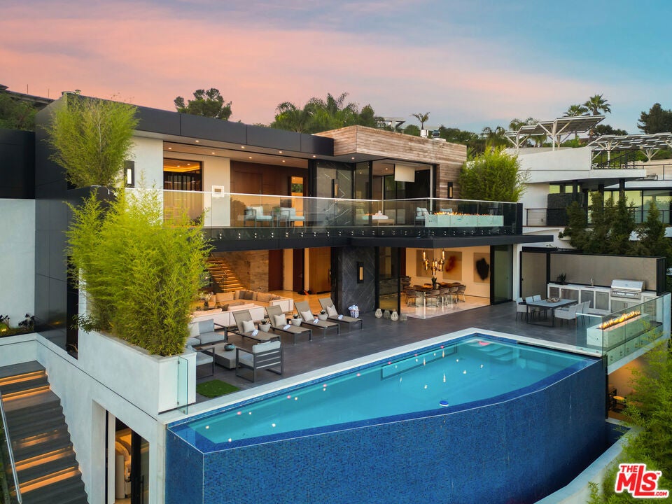 Photo of Listing #25614421