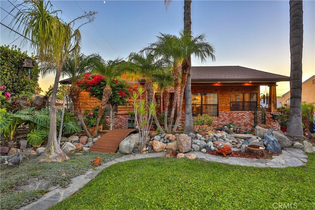 Photo of Listing #CV25251527