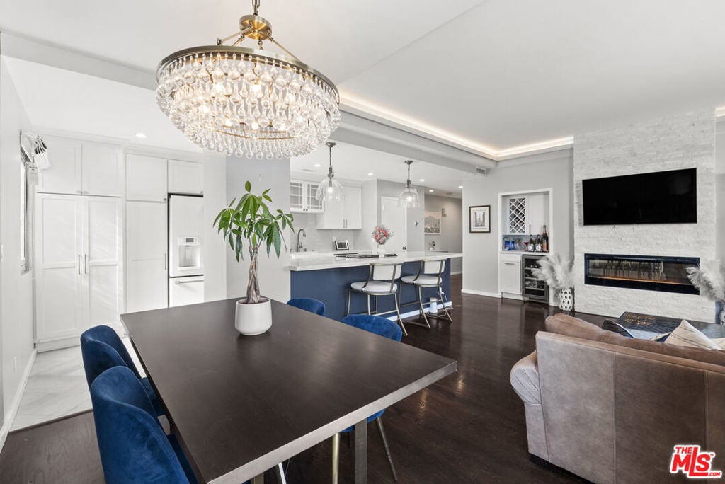 Photo of Listing #25615625