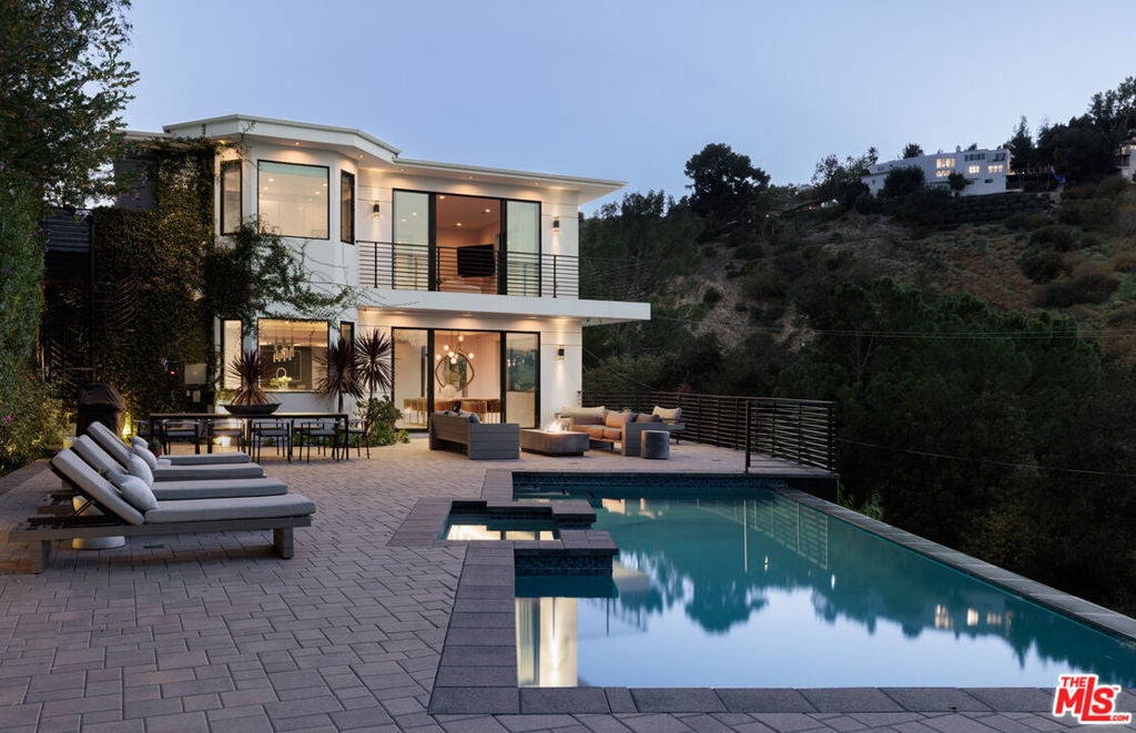 Photo of Listing #25615609