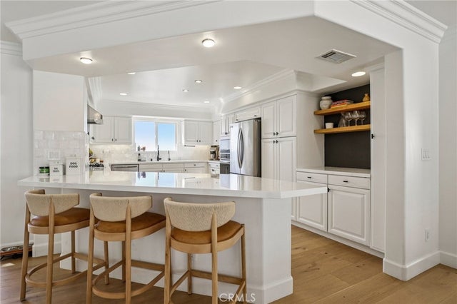 656 7th Street, Hermosa Beach.