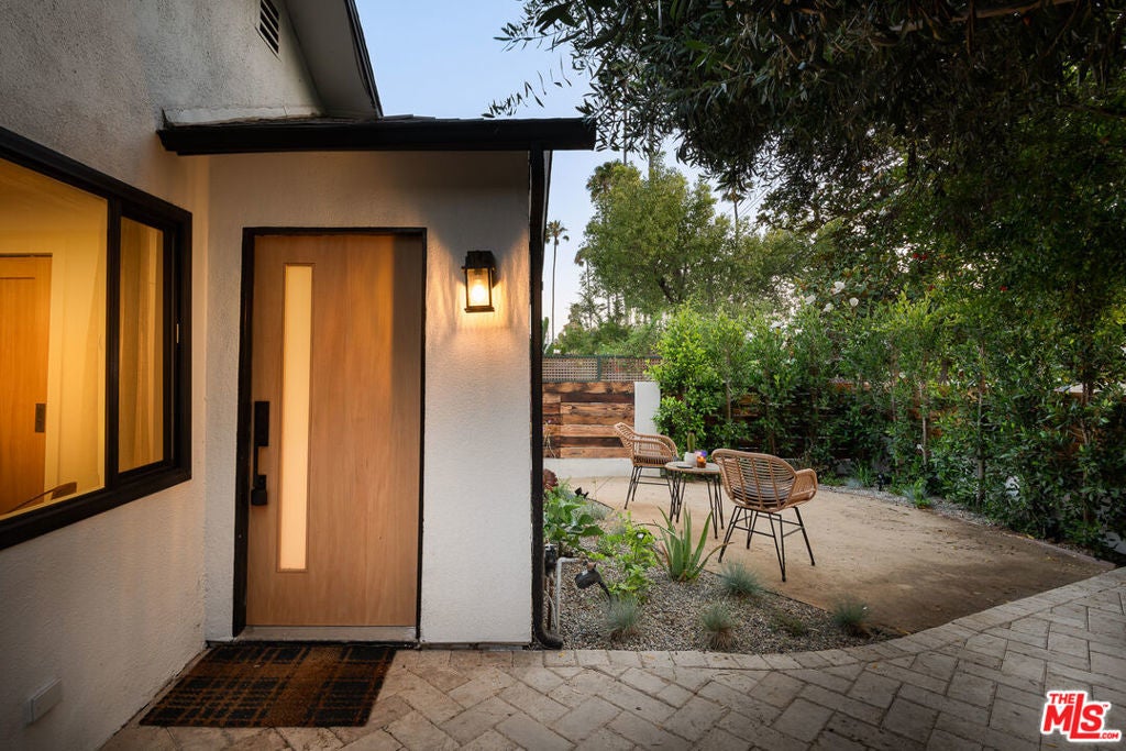 Photo of Listing #25615745