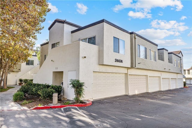 24474 Valle Del Oro # 201, Newhall