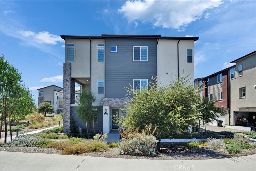 Photo of Listing #WS25253687