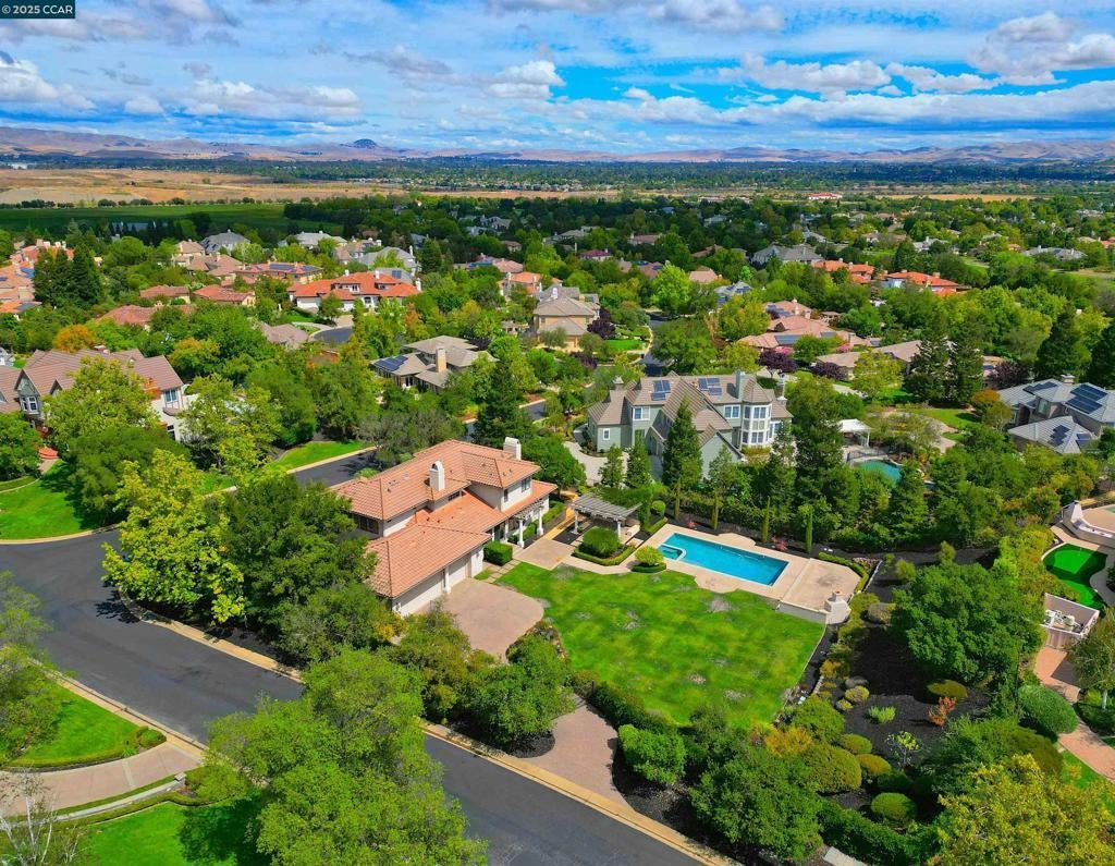 Photo of Listing #41116833