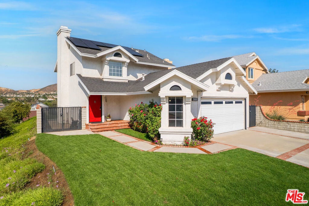 Photo of Listing #25615543