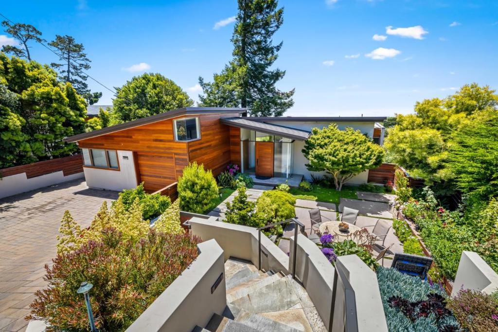 Photo of Listing #ML82026886