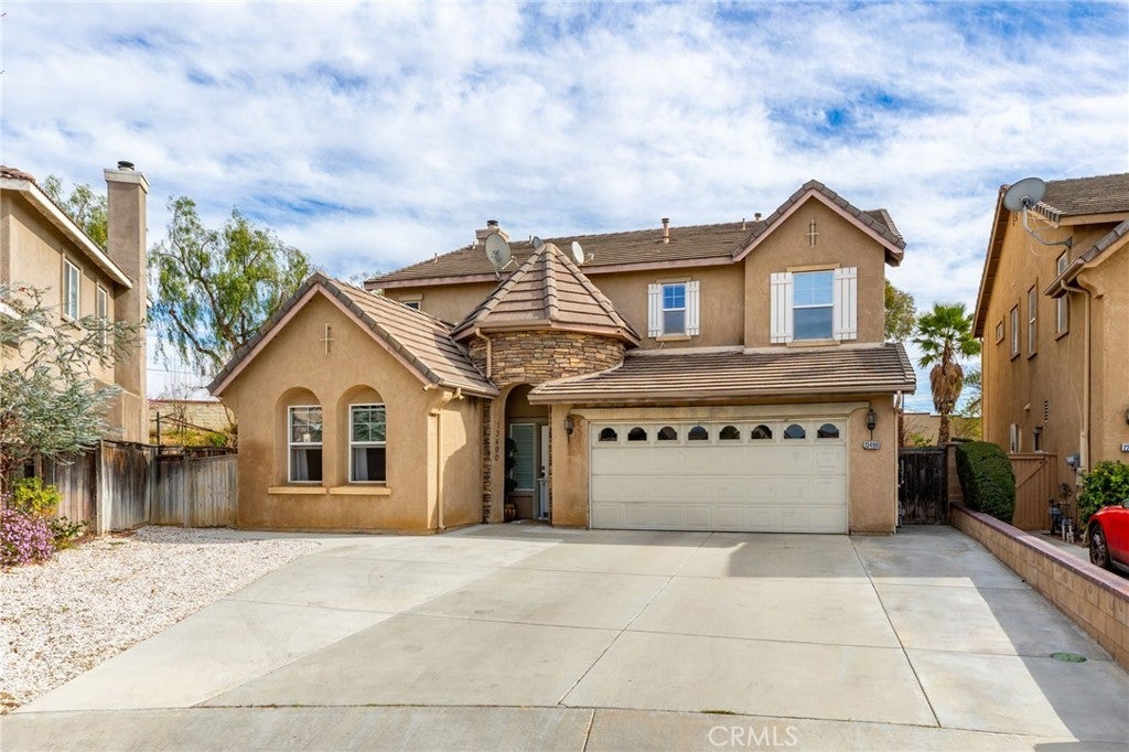 Photo of Listing #IV25255013