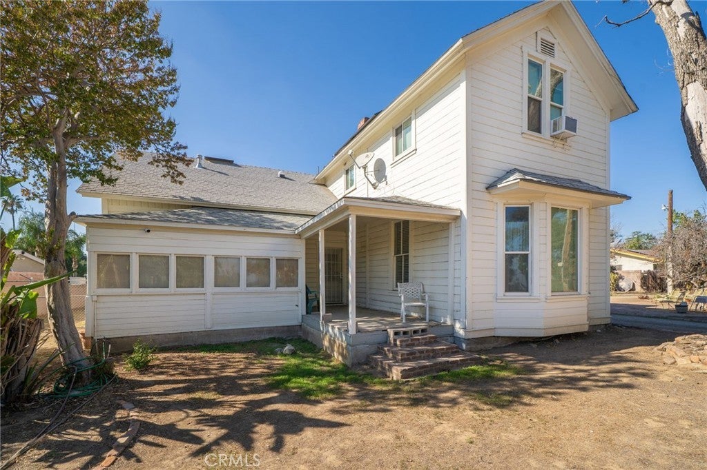 Photo of Listing #IV25255273