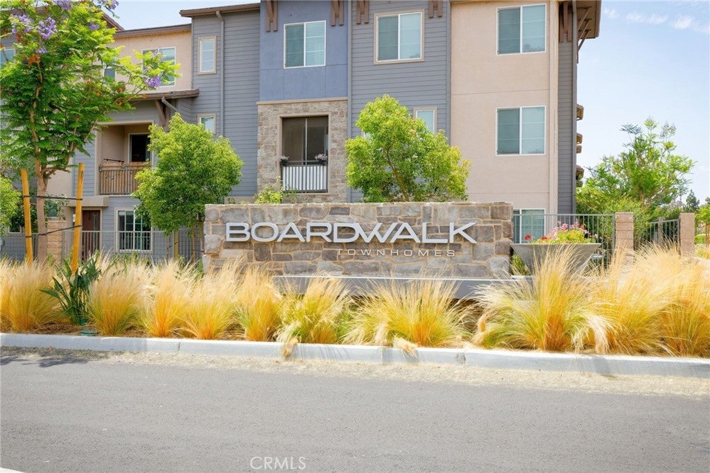 Photo of Listing #OC25255266