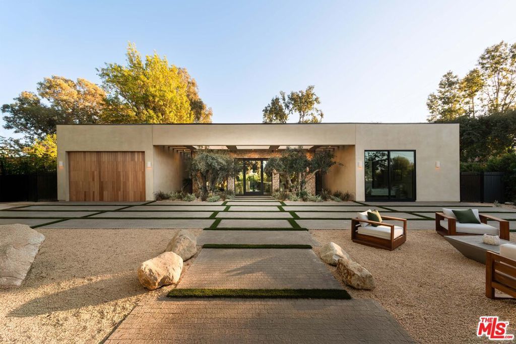 Photo of Listing #25615505