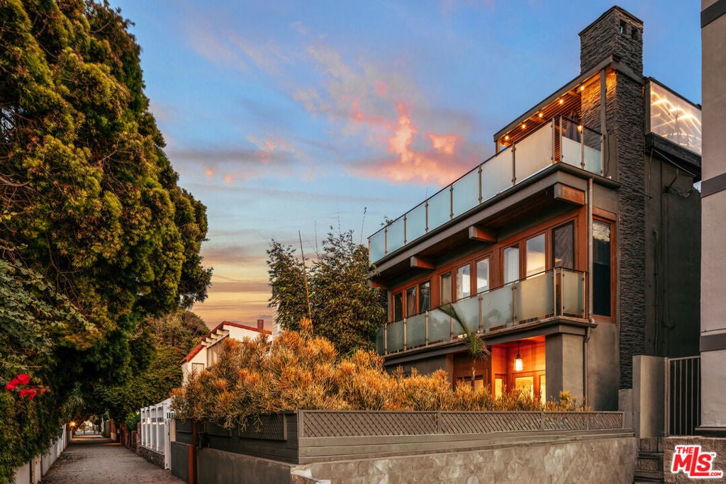 Photo of Listing #25614209