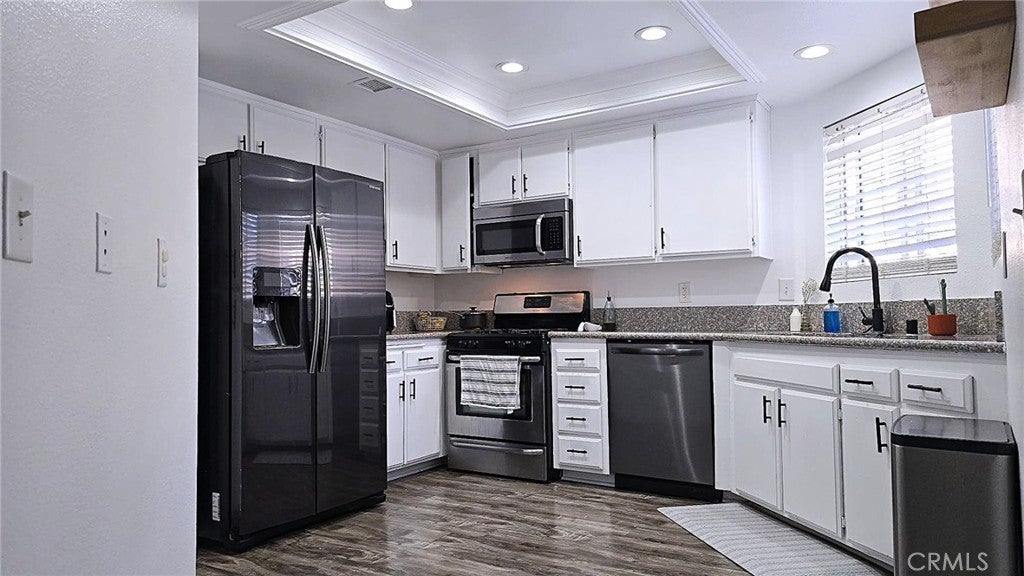 1921 Glenoaks Boulevard 196, San Fernando