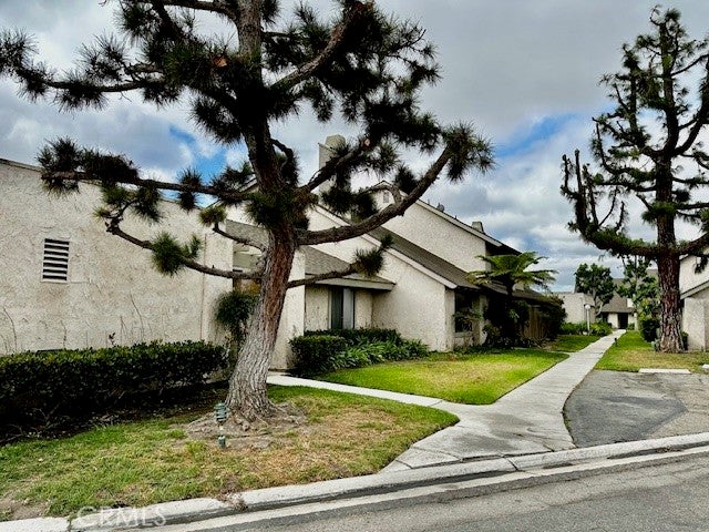 Photo of Listing #OC25231460