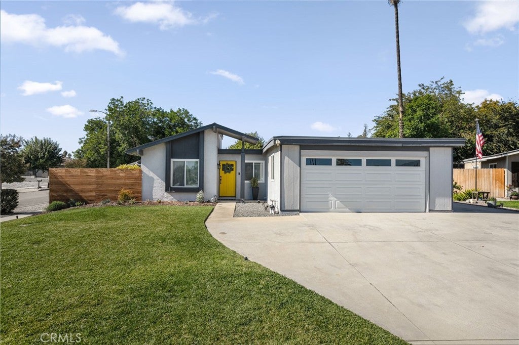 Photo of Listing #CV25255573