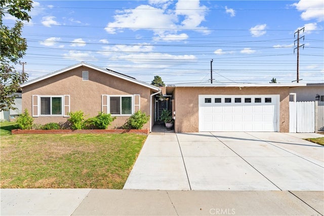 16582 Lucia Lane, Huntington Beach