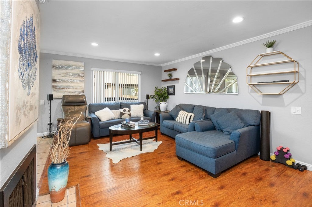 Photo of Listing #IG25254924