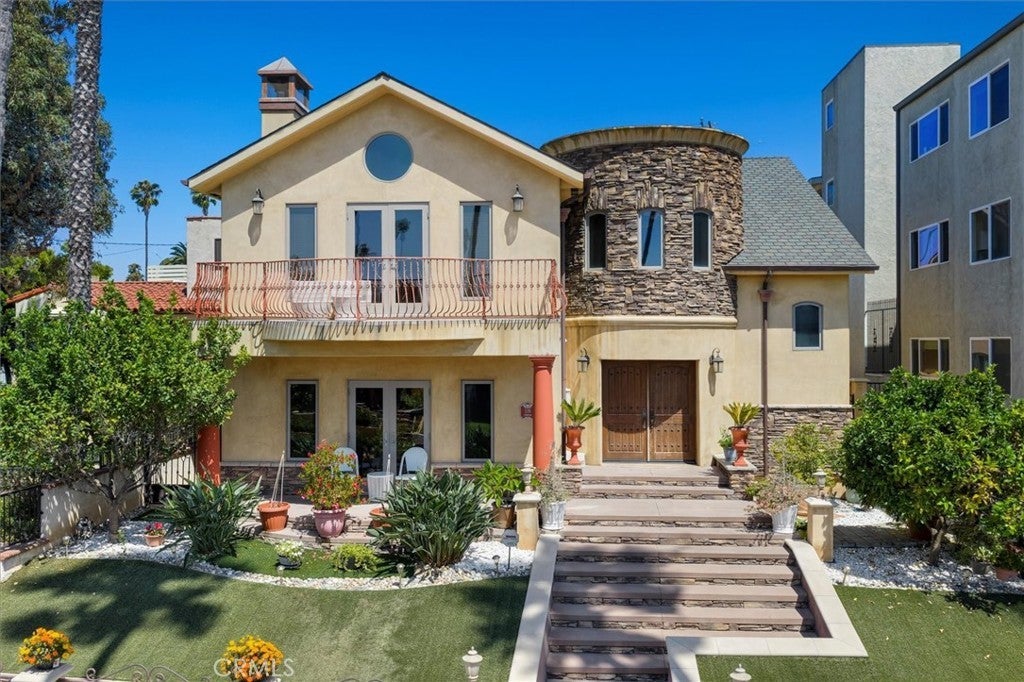 Photo of Listing #SB25254707