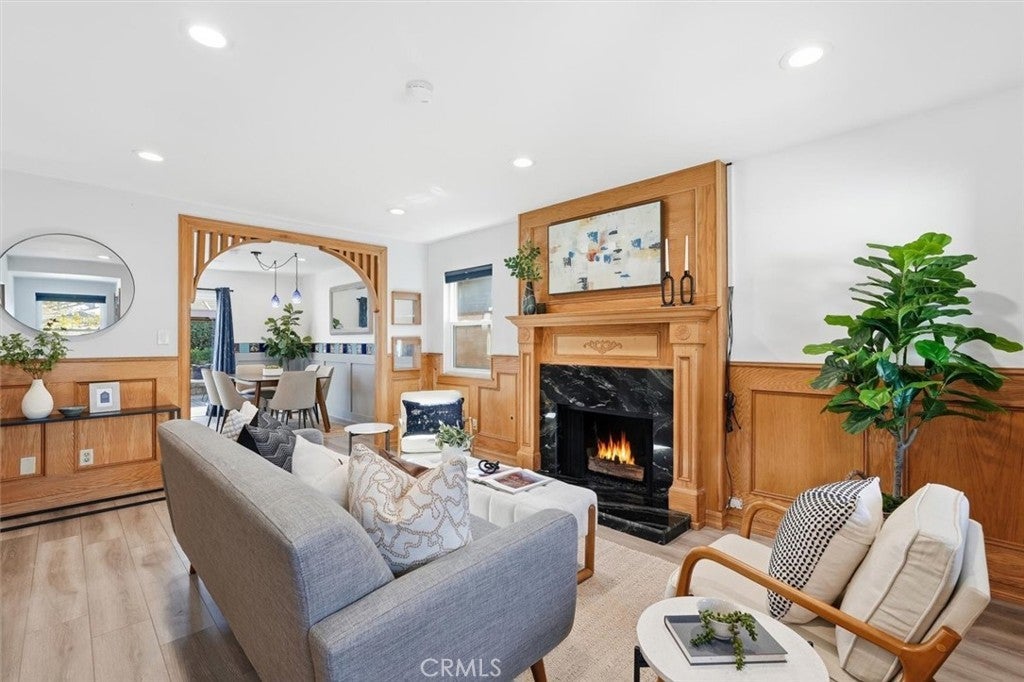 Photo of Listing #SB25251849