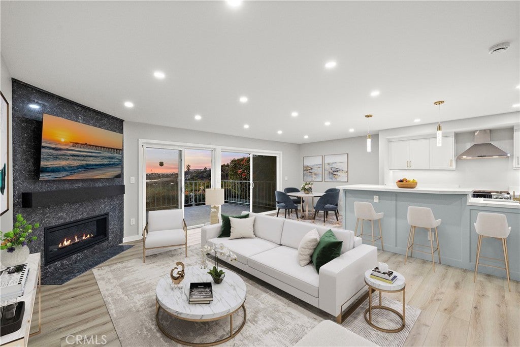 Photo of Listing #OC25255197