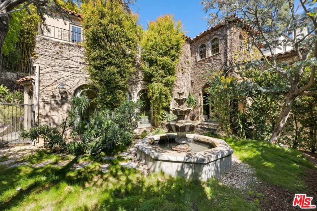 Photo of Listing #25615841