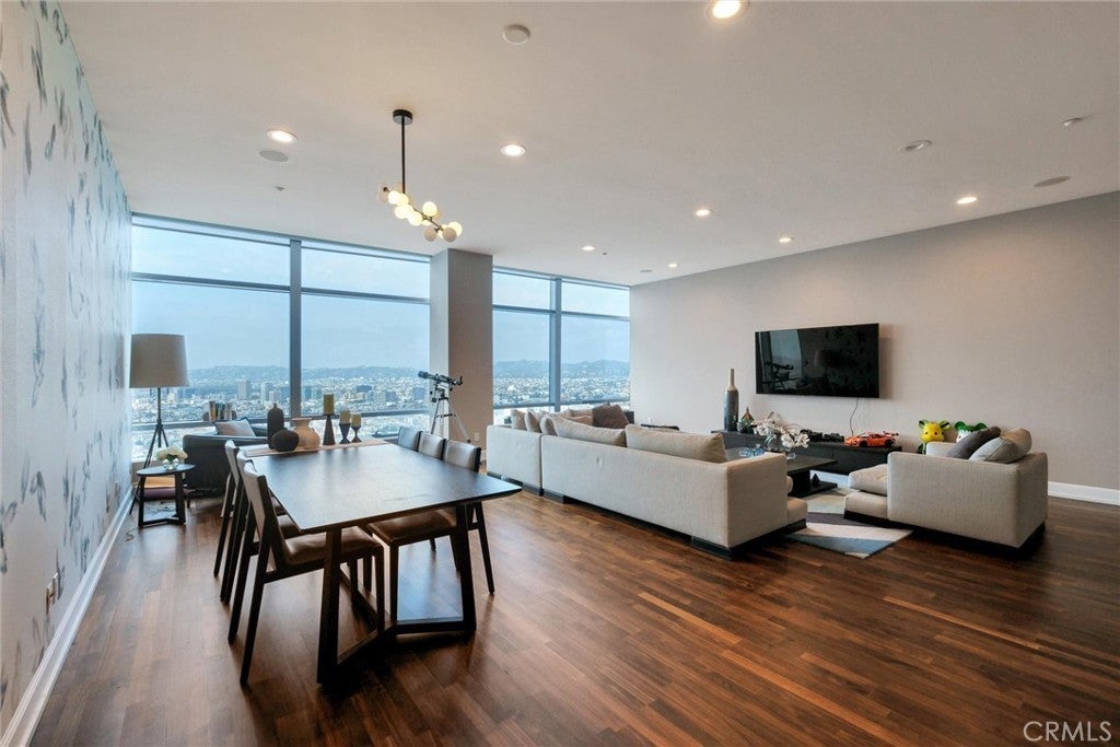 Photo of Listing #AR25256100