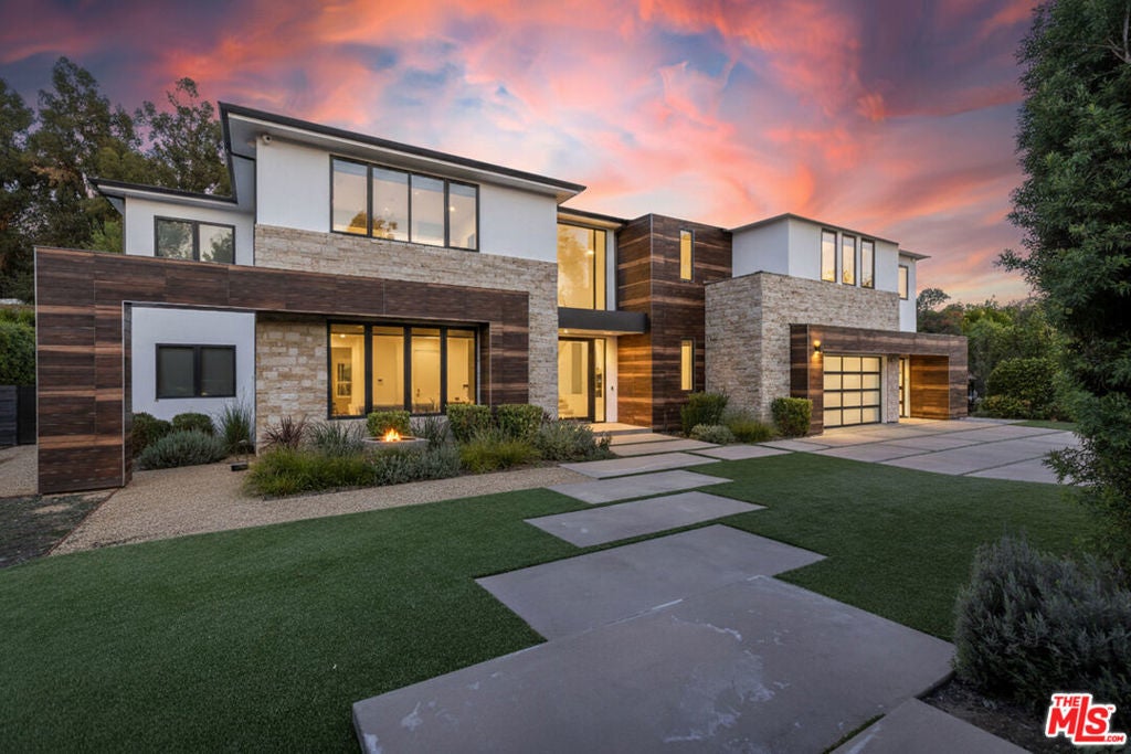 Photo of Listing #25614185