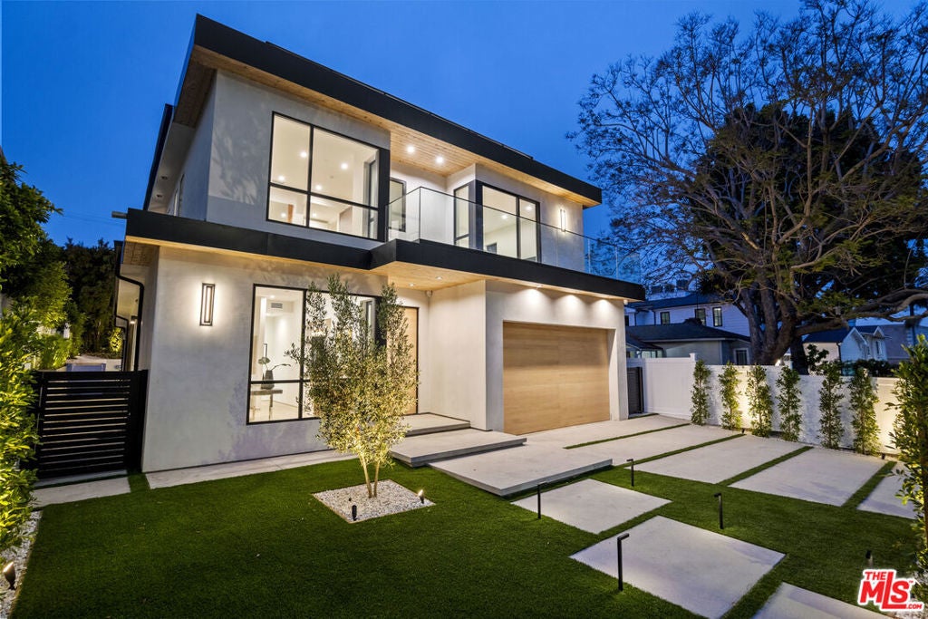 Photo of Listing #25615619