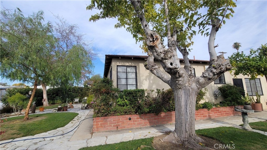 Photo of Listing #SR25256102