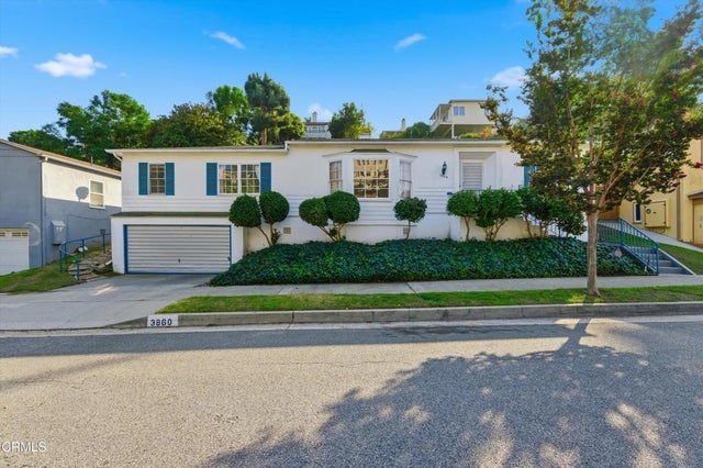 3860 Fairway Boulevard, Los Angeles