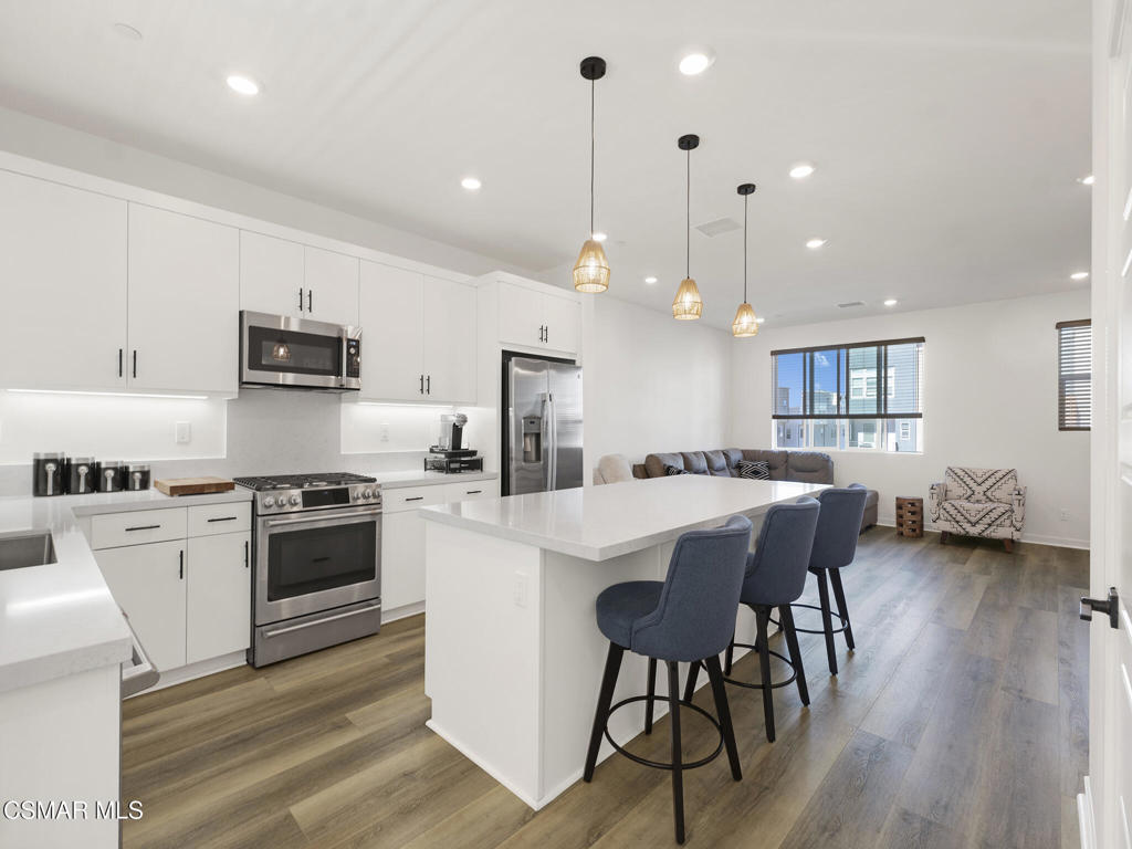 Photo of Listing #225005528