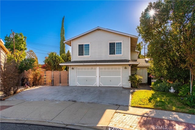 2490 Invar Court, Simi Valley