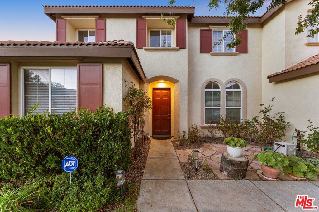 Photo of Listing #25616597