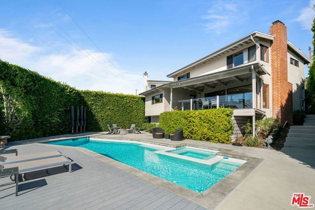 275 Amalfi Drive, Santa Monica