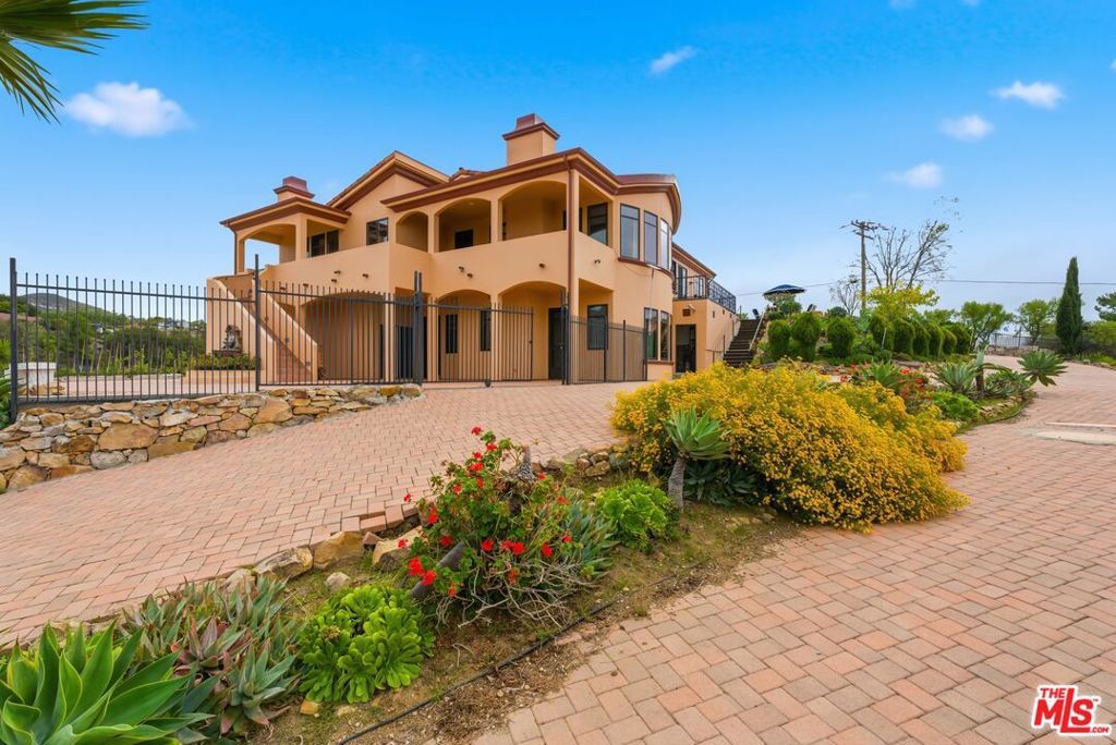 Photo of Listing #25615863