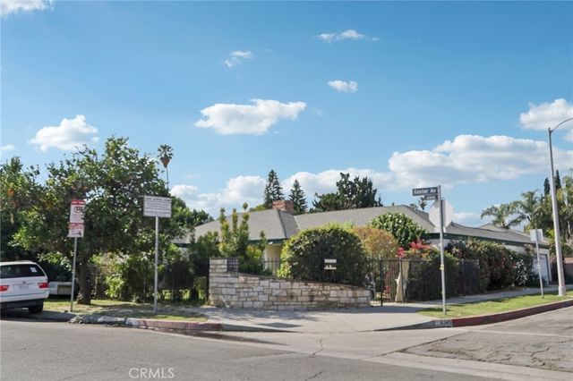 8345 Kester, Panorama City