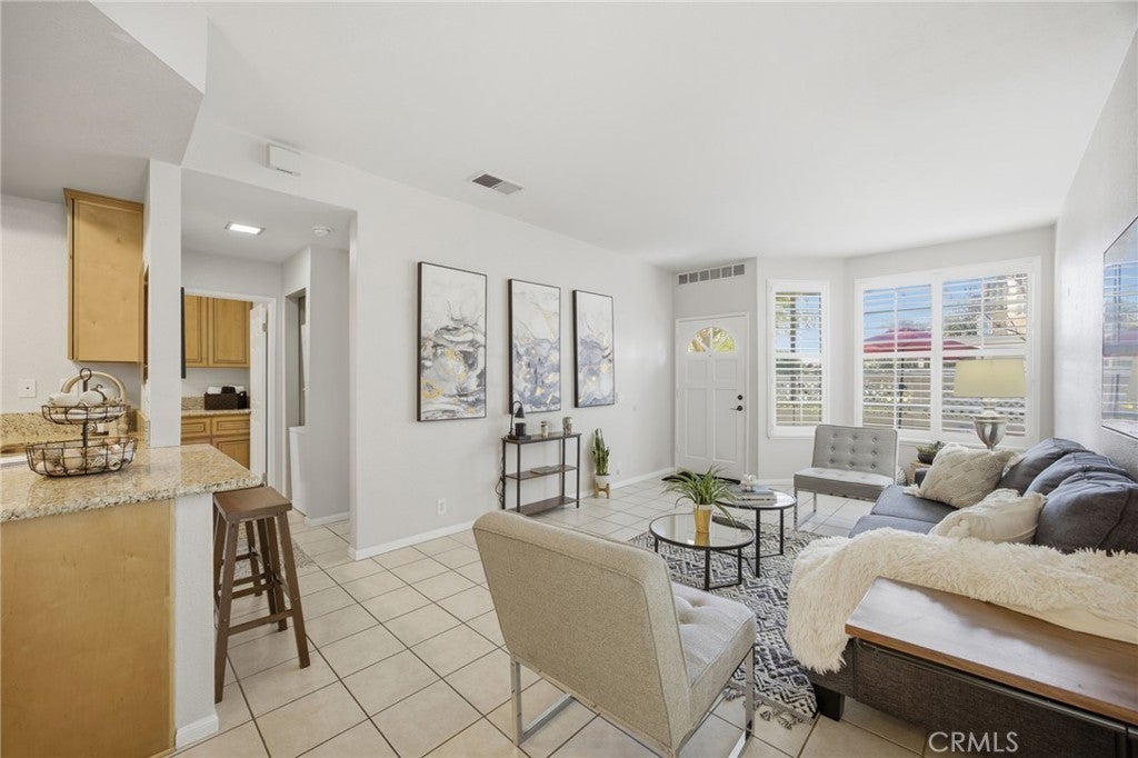 Photo of Listing #OC25256056