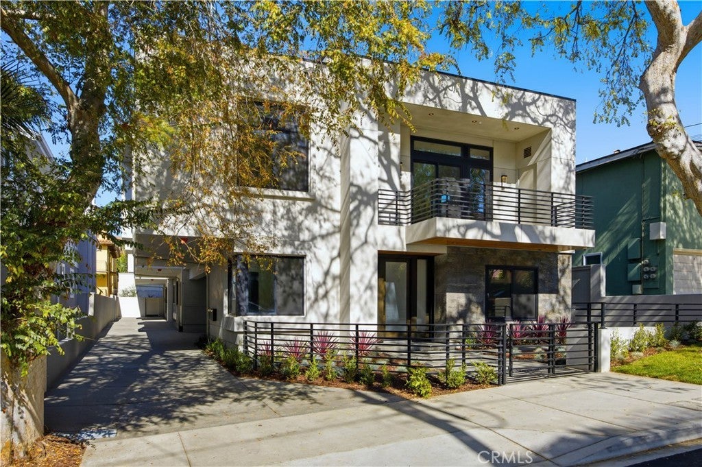 Photo of Listing #SB25256265