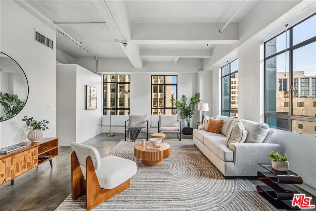 849 Broadway 604, Los Angeles