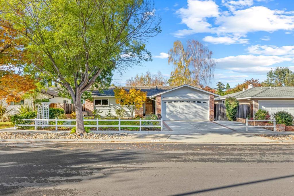 Photo of Listing #ML82026477