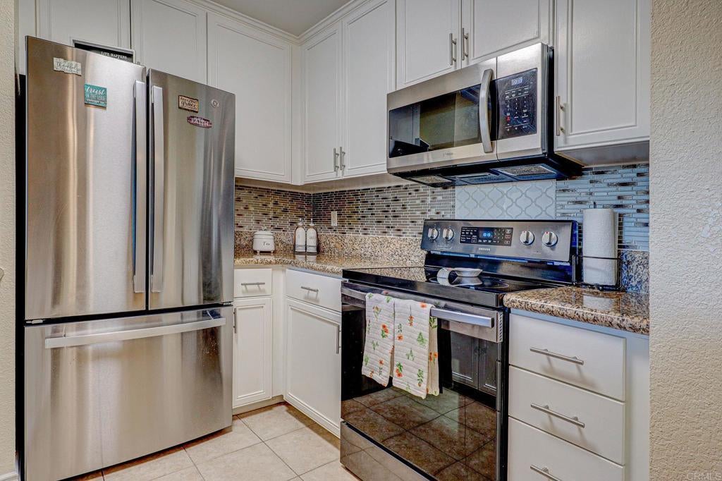 Photo of Listing #PTP2508442