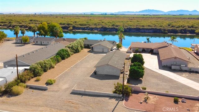 7449 Rio Vista, Big River