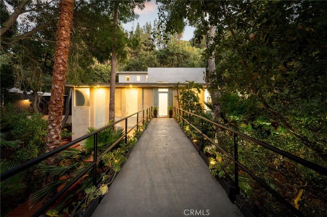 3191 Laurel Canyon Boulevard, Studio City