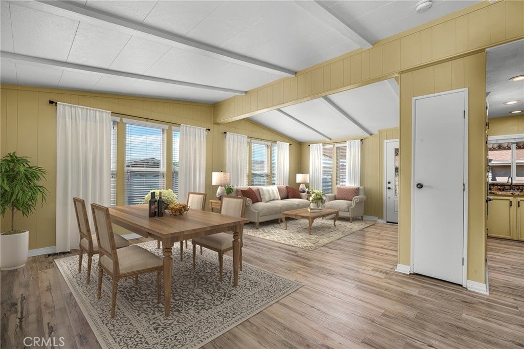 Photo of Listing #SB25255827