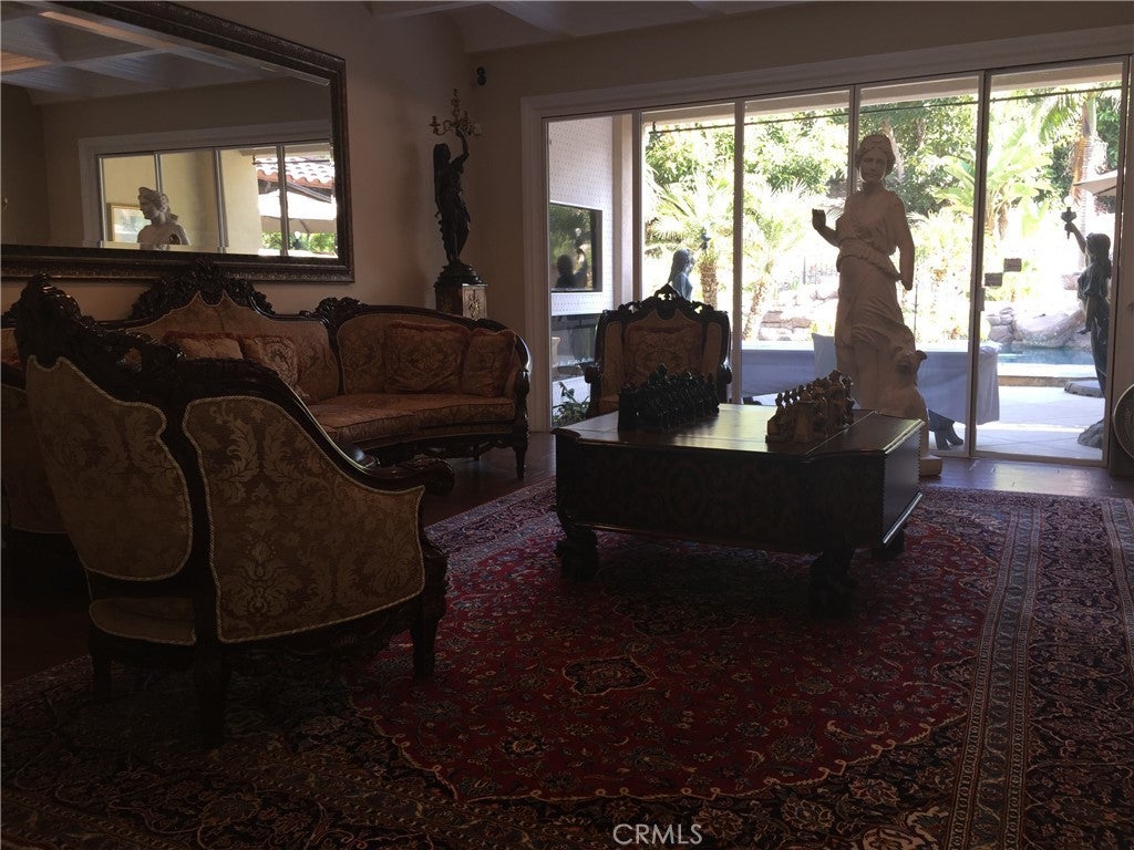 10715 Plumas Way, Tustin