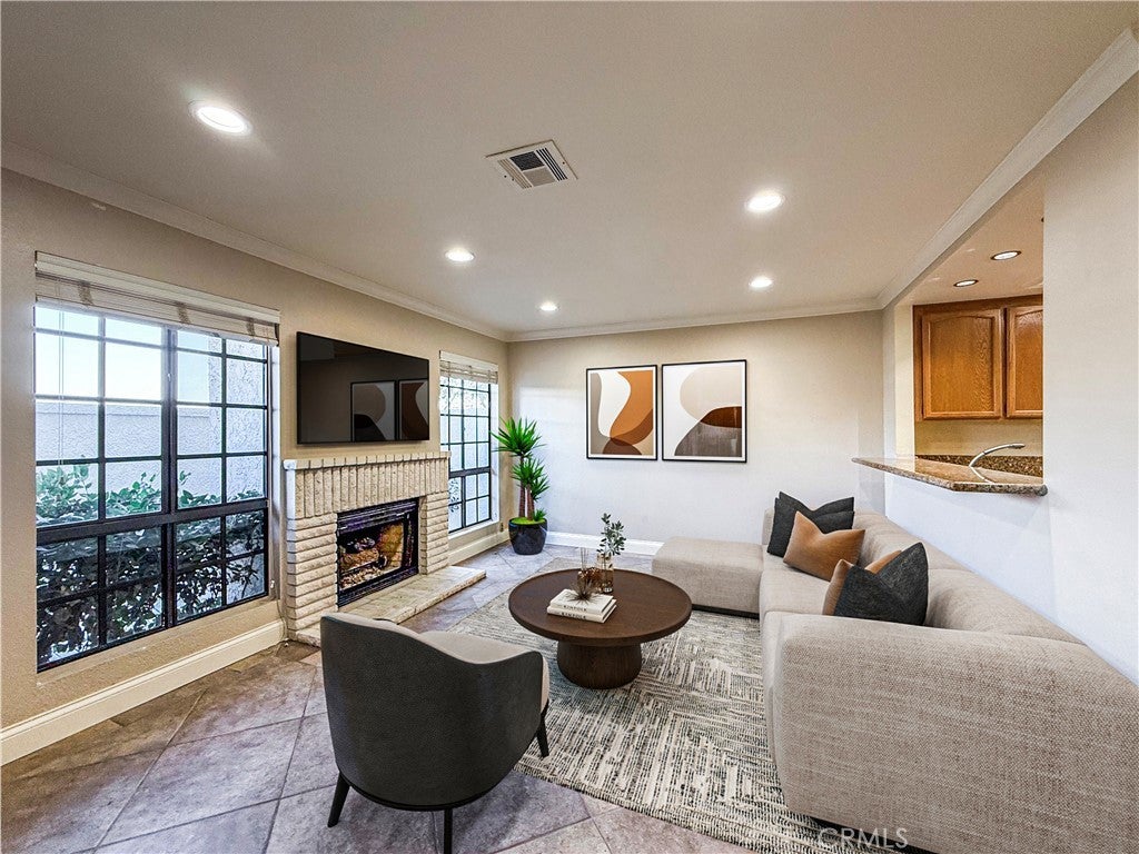 2625 Artesia Boulevard 73, Torrance