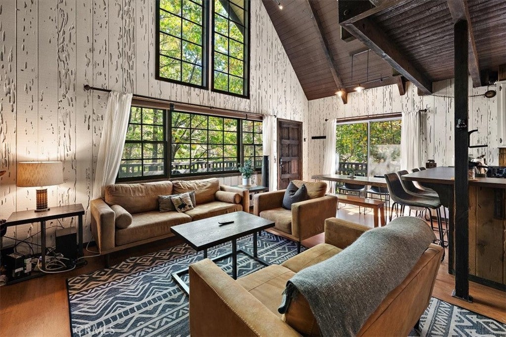 Photo of Listing #PW25256849