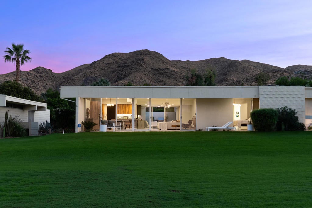 399 Desert Lakes Drive, Palm Springs