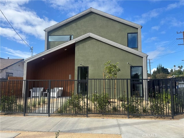 355 Newland, Los Angeles