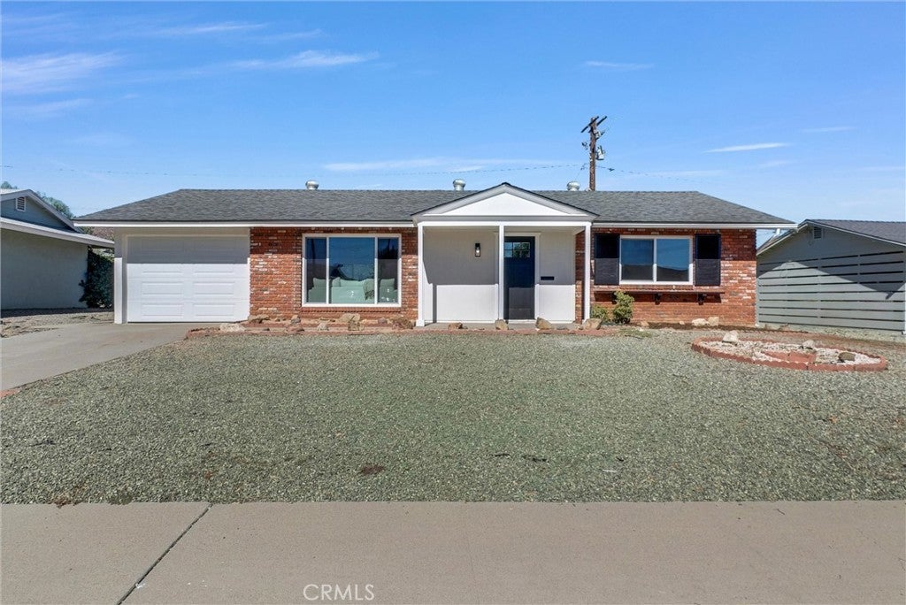 Photo of Listing #OC25257009